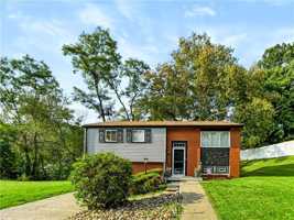 featured image of 601 Victory Rd