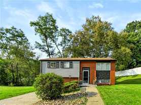 601 Victory Rd - Photo 1 of 1
