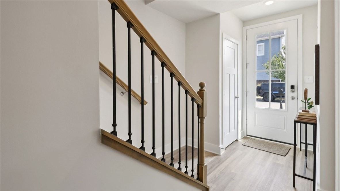534 Cooper St - Photo 2 of 18
