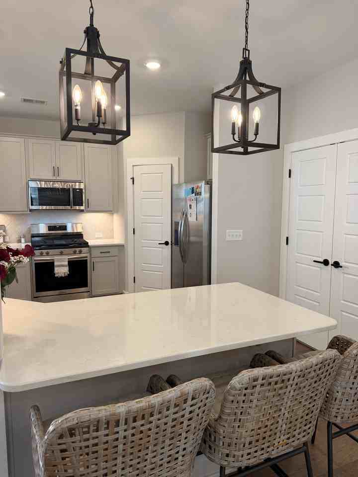 9030 Headwaters Dr #1 - Photo 5 of 43