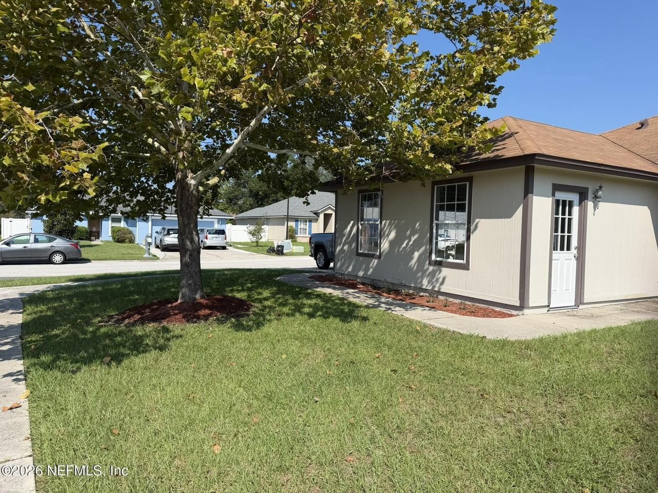 8119 Beatle Blvd - Photo 4 of 44