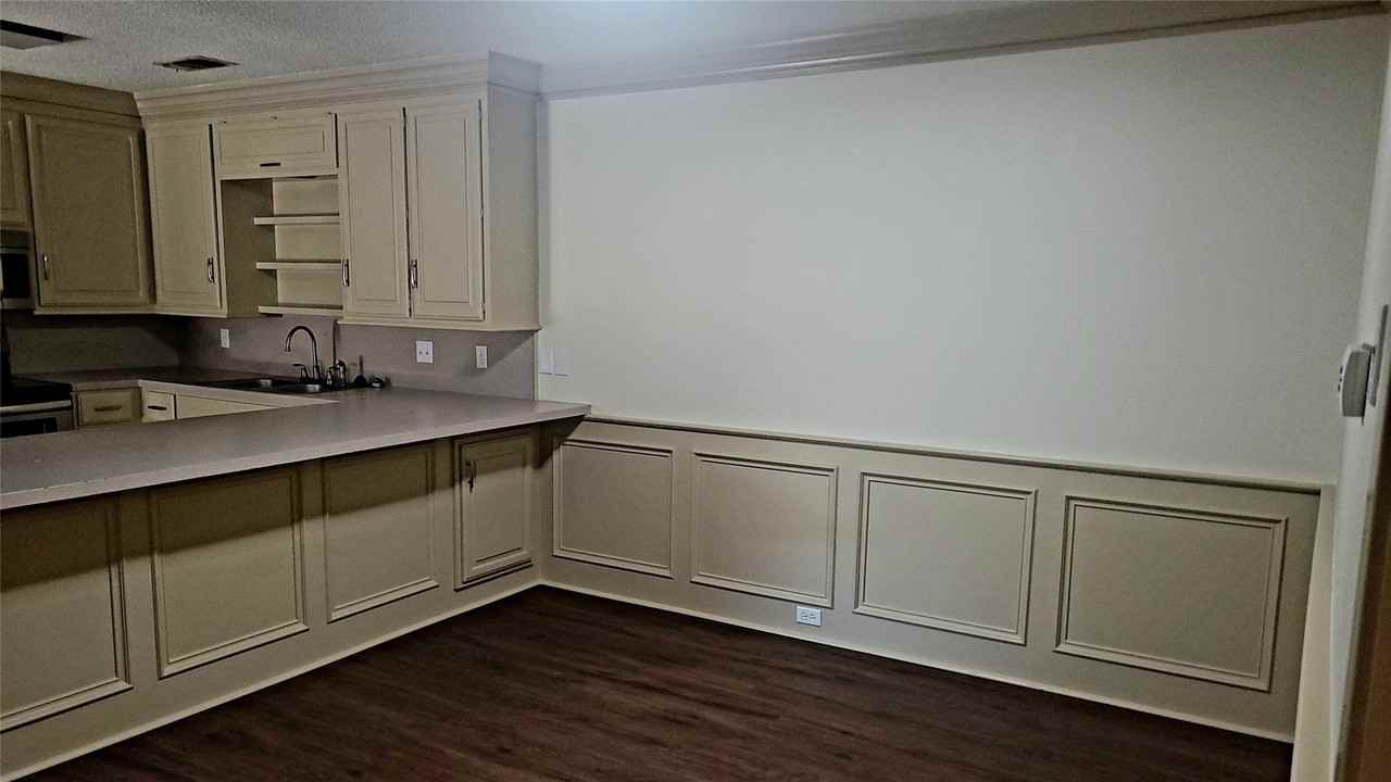 341 Dogwood Dr - Photo 6 of 23