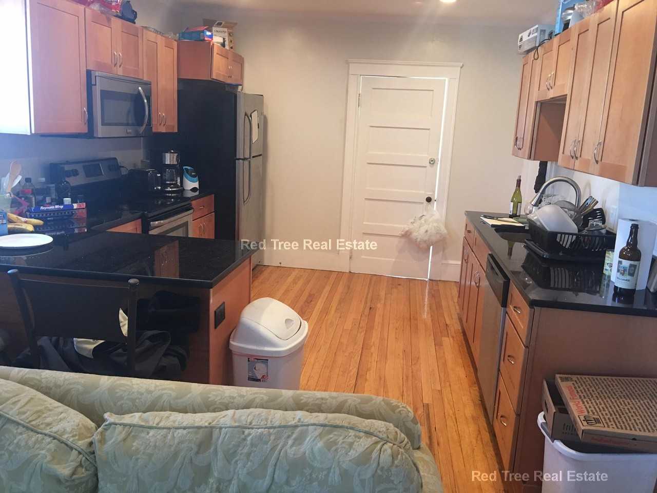 8 Lane Park - Photo 3 of 19