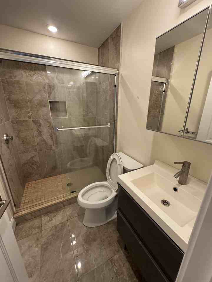 1028 Commonwealth Ave #404