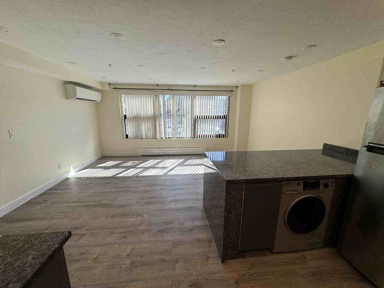 1028 Commonwealth Ave #206
