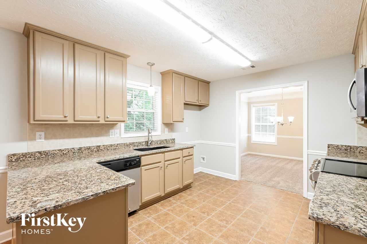 6028 Cole Ln - Photo 7 of 15