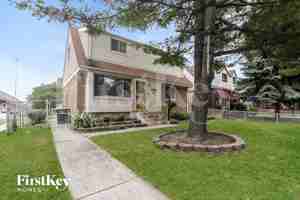 featured image of 17503 Greenbay Ave