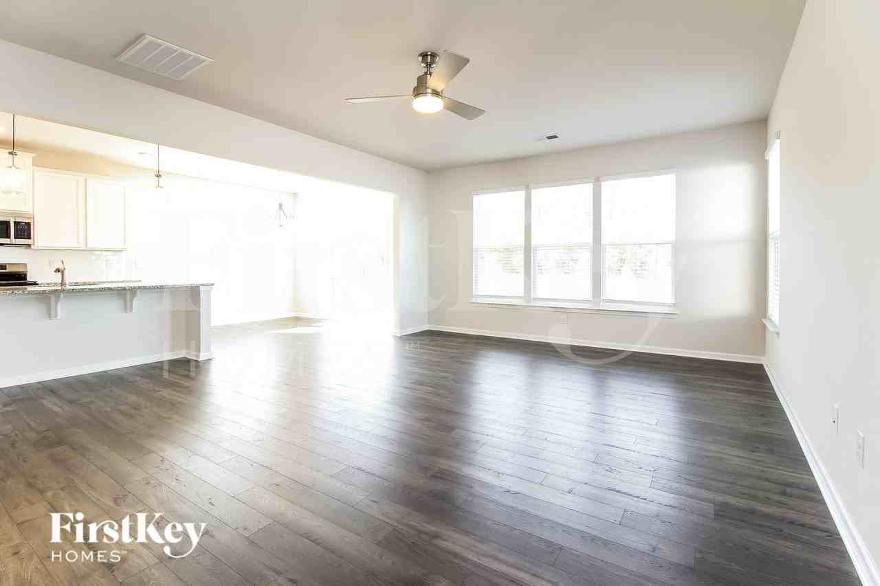 428 Stonefence Dr - Photo 3 of 16