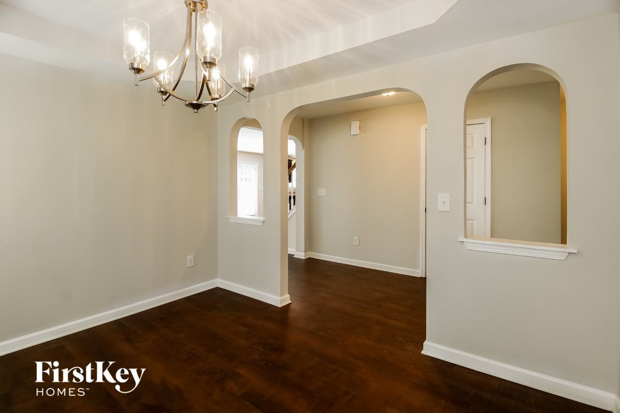 5903 Landerwood Dr - Photo 3 of 15