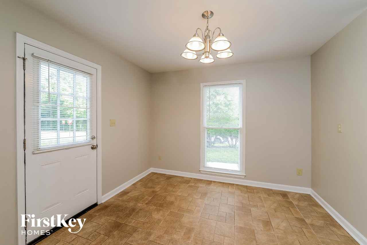 6813 Poplar Grove Trl - Photo 5 of 15