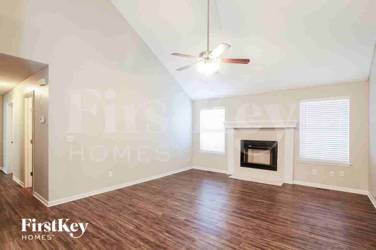 10019 E 220th St - Photo 3 of 15