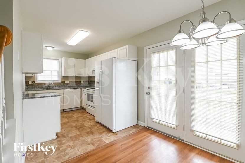 4905 Windproof Way - Photo 4 of 15