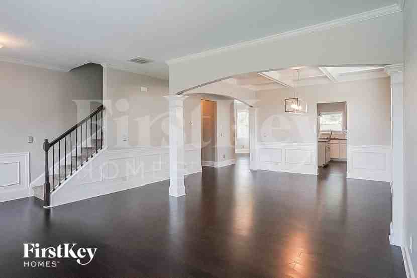 2736 Bluestone Dr Sw - Photo 4 of 15