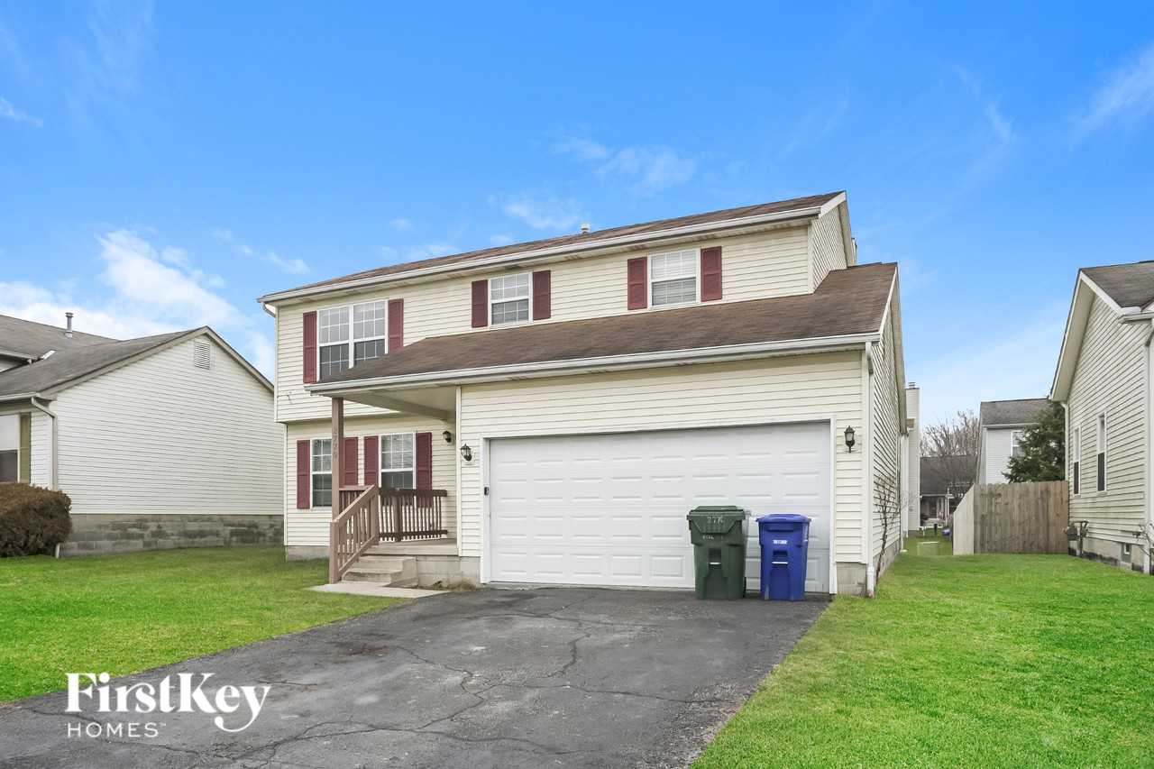 2770 Beal Dr - Photo 2 of 15