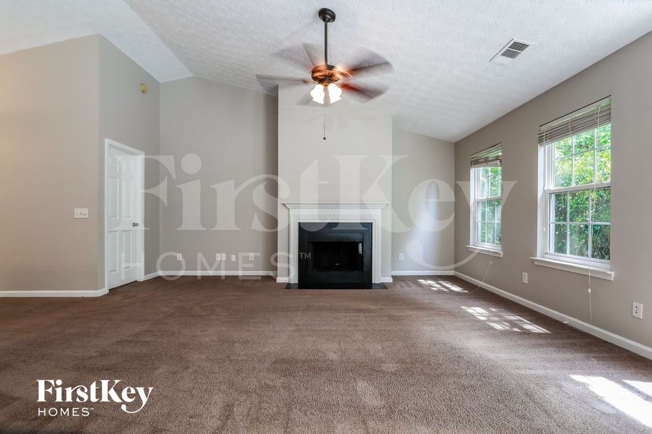 1193 Liriope Ln - Photo 2 of 15