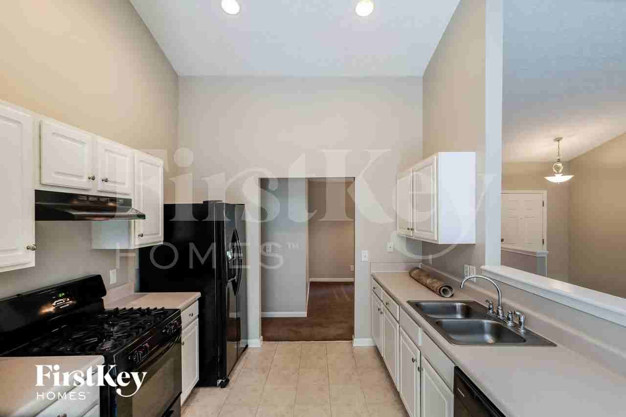 1193 Liriope Ln - Photo 6 of 15