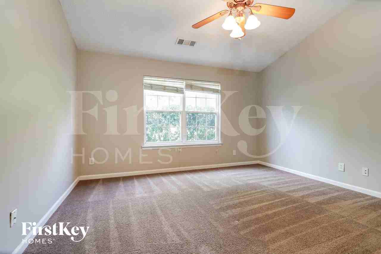 1193 Liriope Ln - Photo 7 of 15
