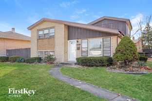 10100 Lawrence Ct - Photo 1 of 1