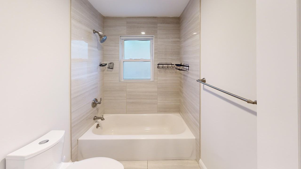 6 Hardwick Ter - Photo 4 of 10