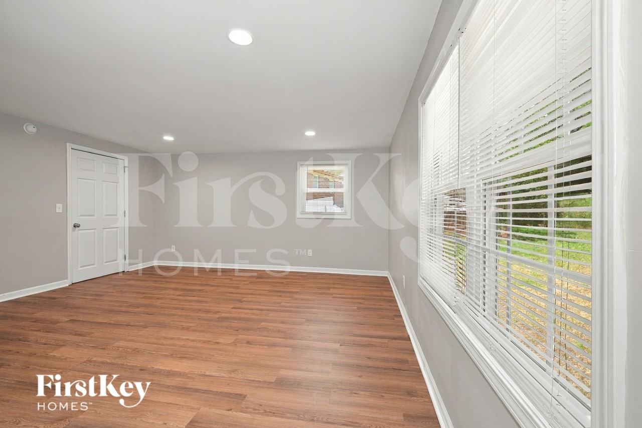 306 Alda Dr - Photo 7 of 16