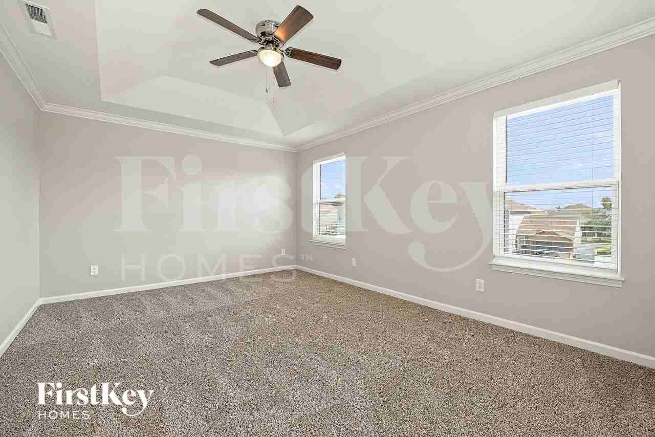 817 Alexander Commons Dr - Photo 6 of 16
