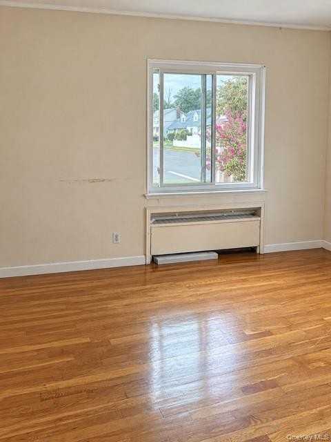 306 Peters Ave - Photo 5 of 11