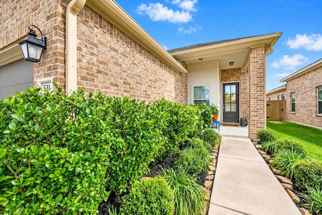 5314 Abbeville Ct - Photo 3 of 32