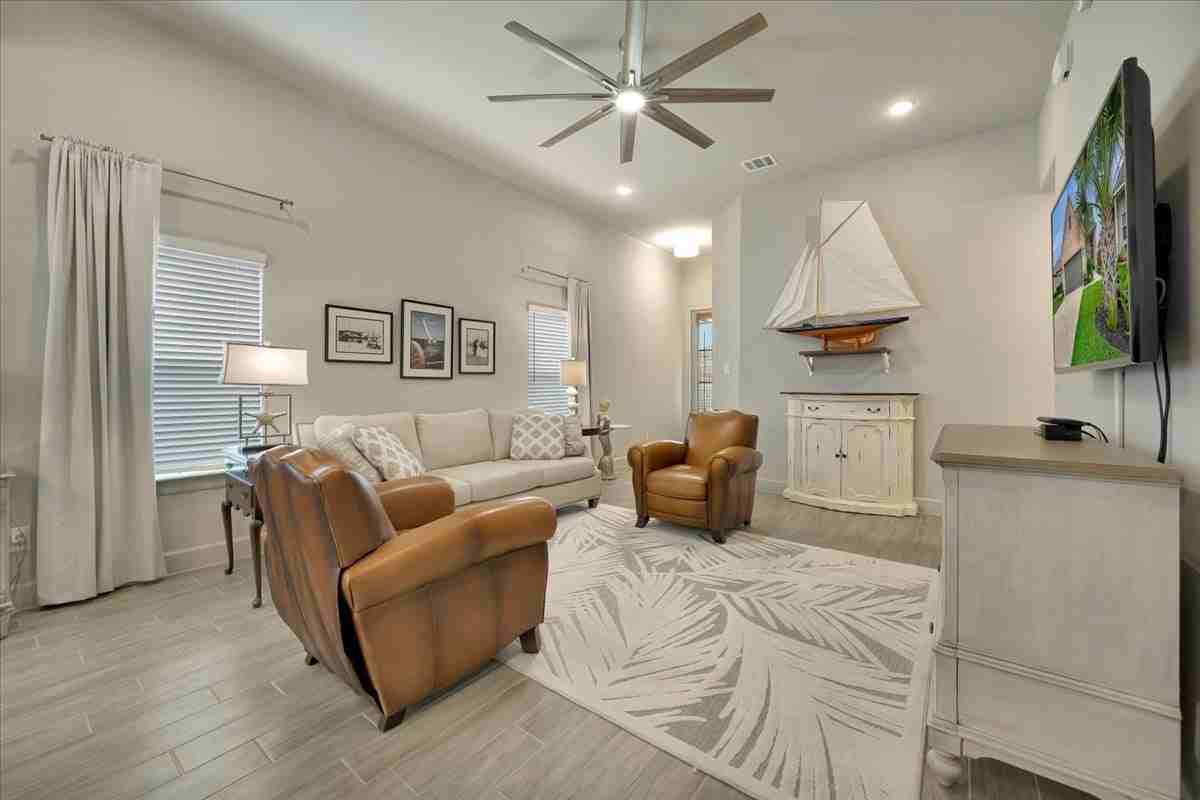 5314 Abbeville Ct - Photo 5 of 32