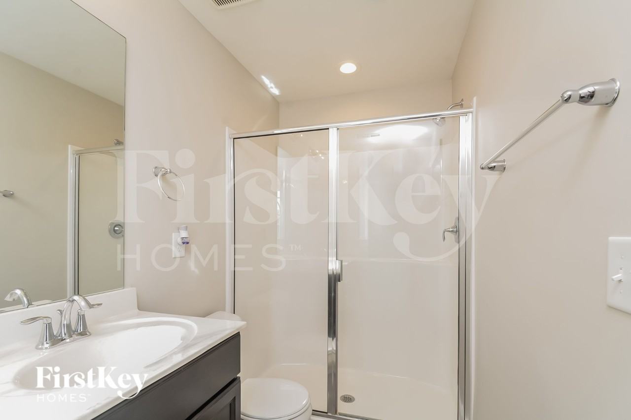 143 Douglas Fir Pl - Photo 7 of 15