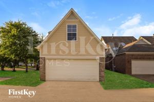 featured image of 7923 Bay Meadow Cir S