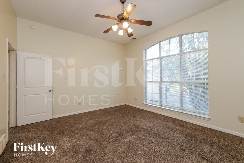 7923 Bay Meadow Cir S - Photo 7 of 16