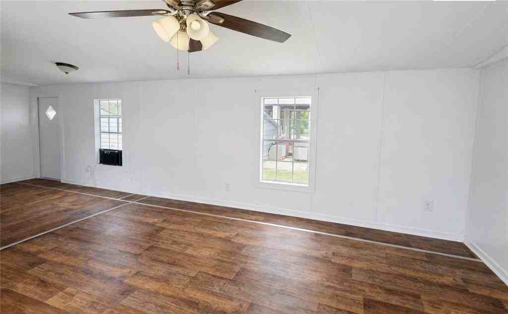 35930 Highway 11 - Photo 2 of 9