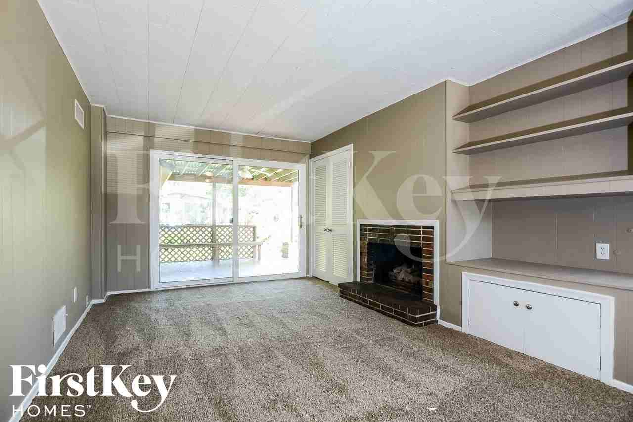 2625 Belair Ter - Photo 6 of 14