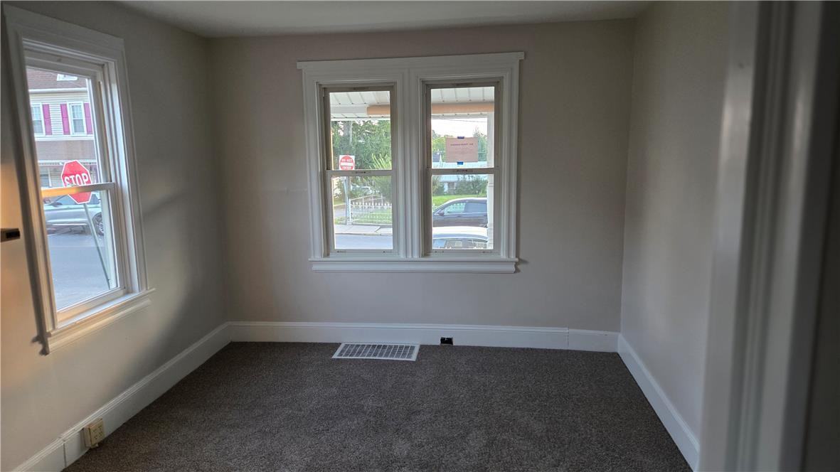 803 Washington Ave - Photo 7 of 22