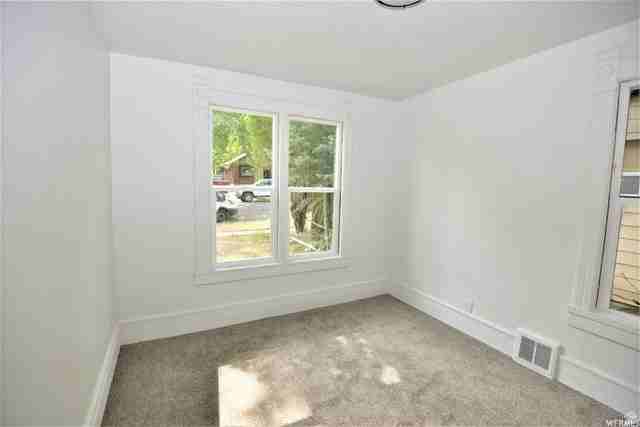 2661 Eccles Ave - Photo 4 of 11