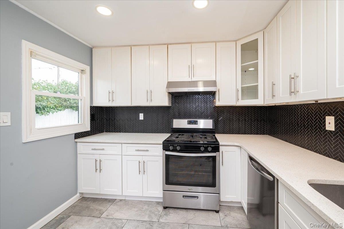 54 Ketcham Ave - Photo 6 of 22