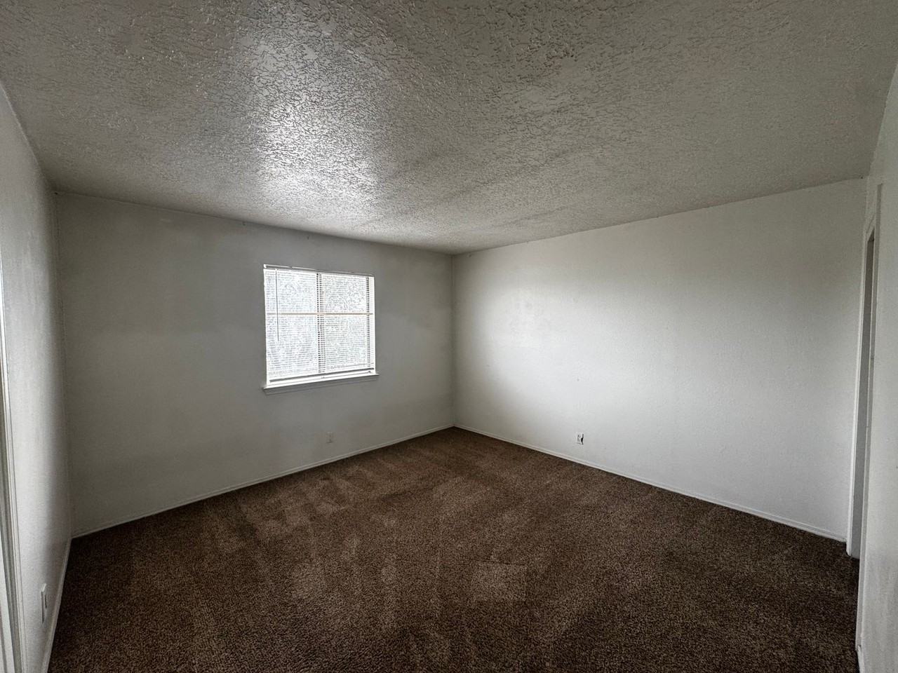 55 Darlene Rd Se - Photo 7 of 8