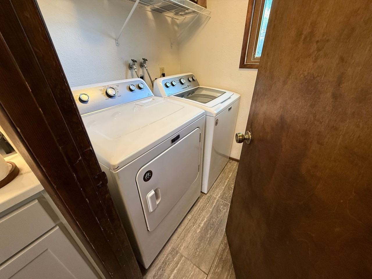 1934 Nw Lance Way - Photo 2 of 13
