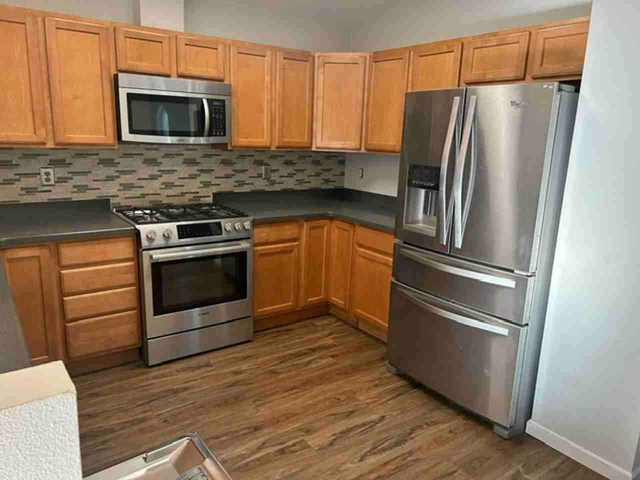 12057 Regency Dr - Photo 6 of 22
