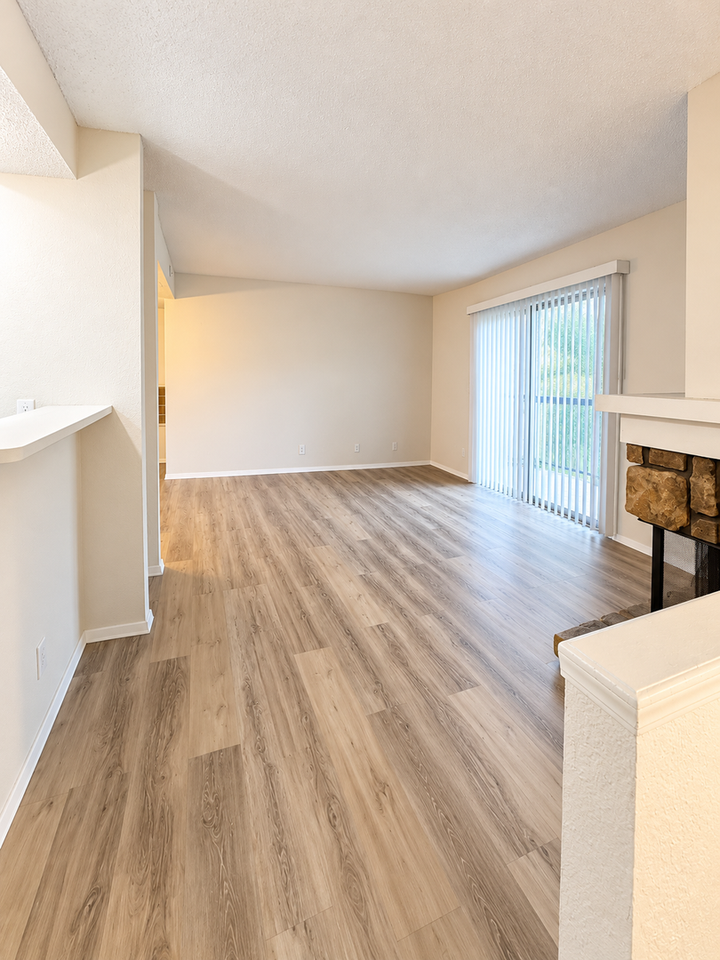 Royal Oak Condominiums - Photo 3 of 15