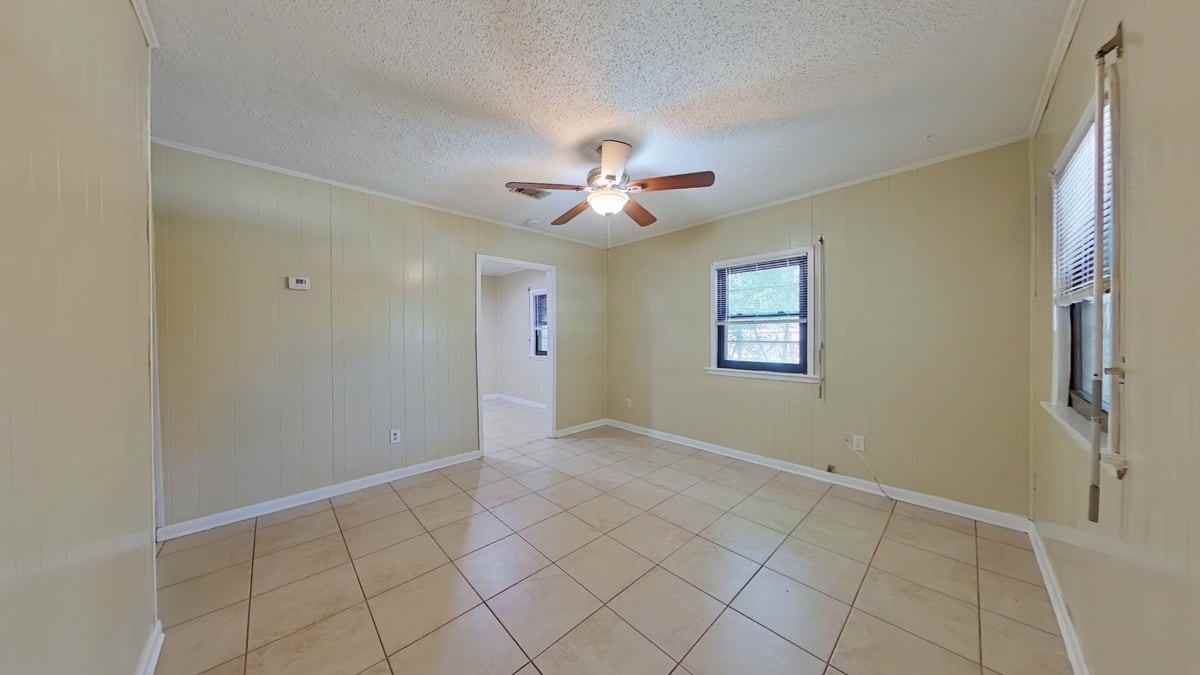 511 Fir Ave - Photo 3 of 14