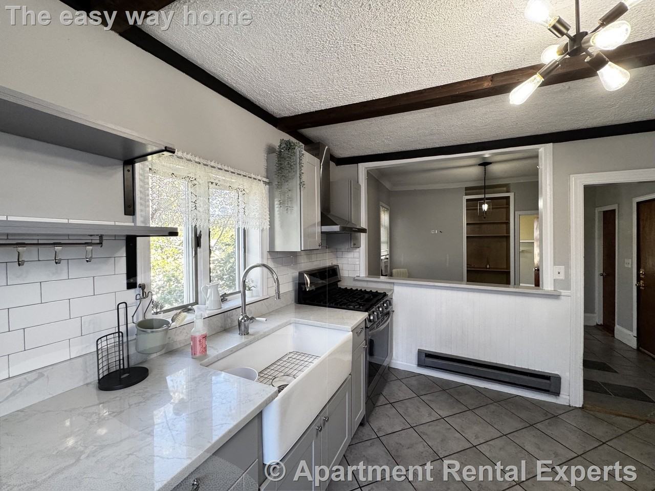 203 3rd St #3