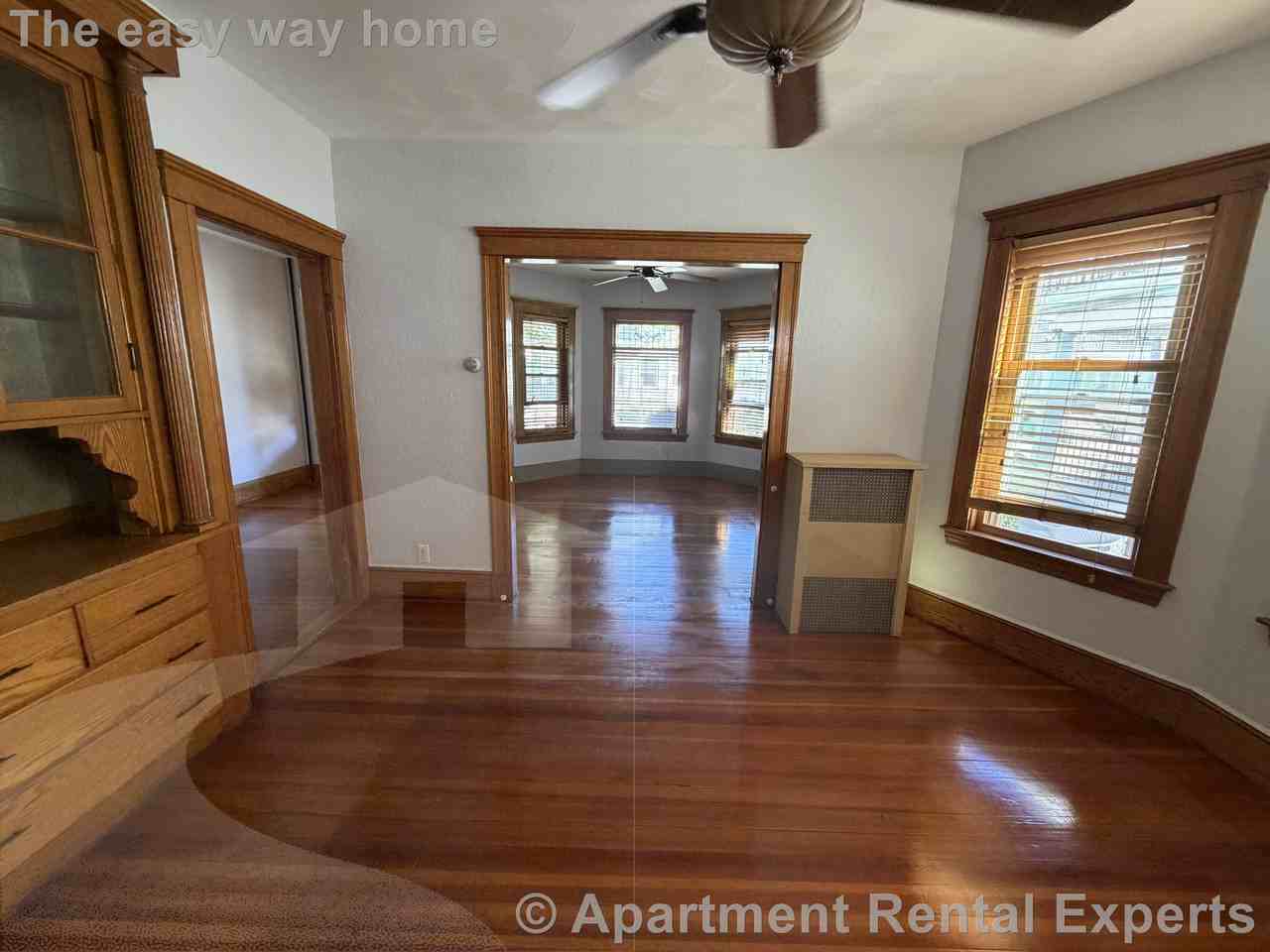 10 Bradford Ave - Photo 5 of 11