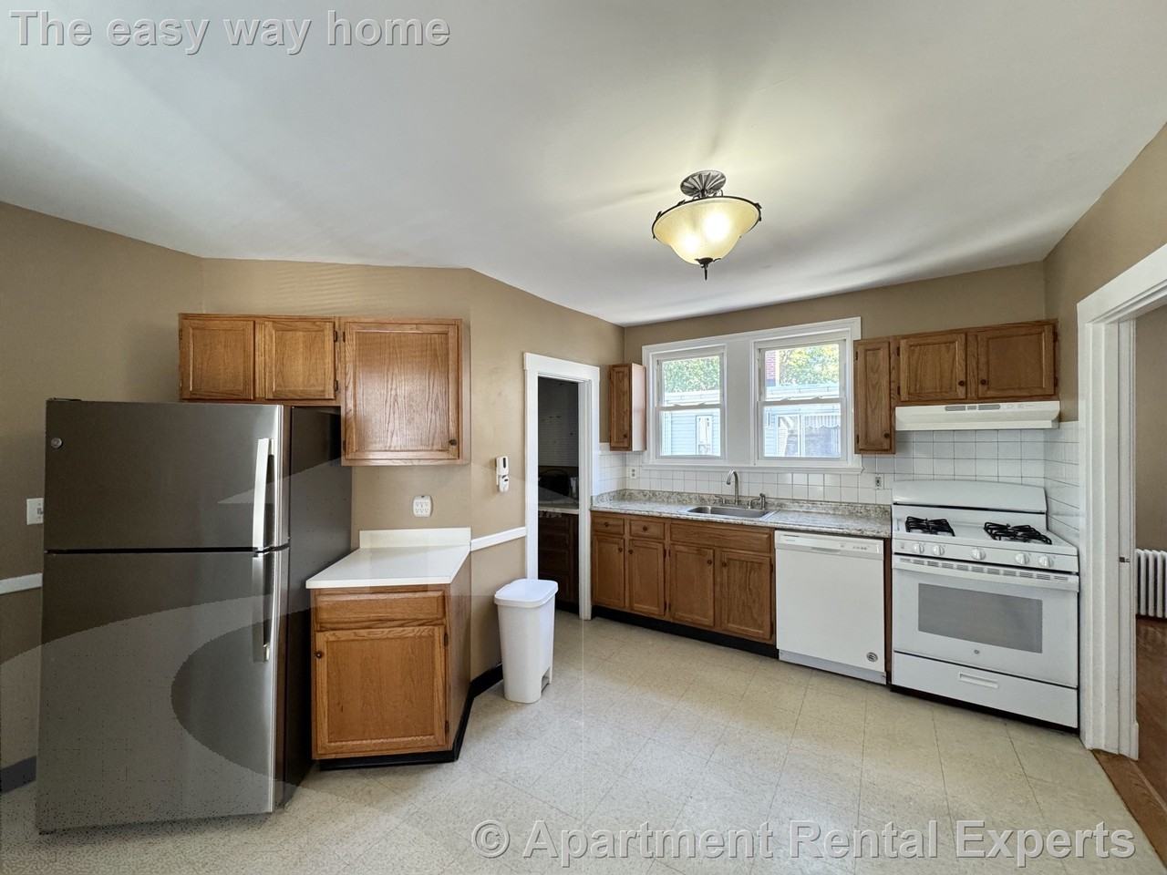 95 Flint St #2 - Photo 2 of 17