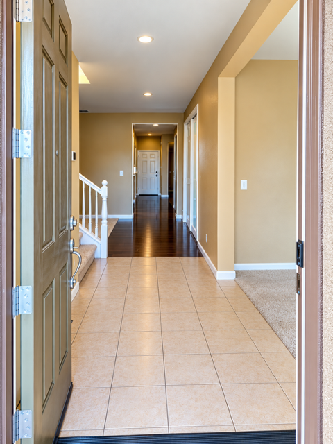 42 W Belleza Ln - Photo 2 of 10