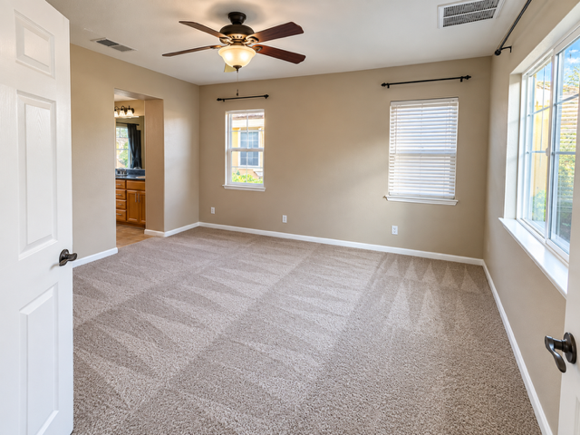 42 W Belleza Ln - Photo 6 of 10