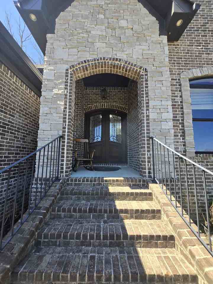 1780 Windstone Dr - Photo 4 of 30
