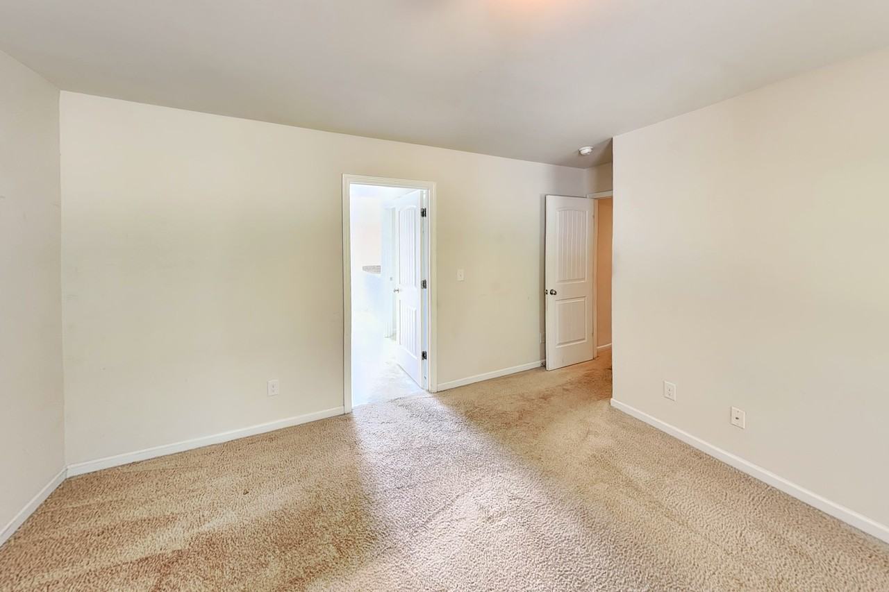 1218 Oak Haven Dr - Photo 6 of 19