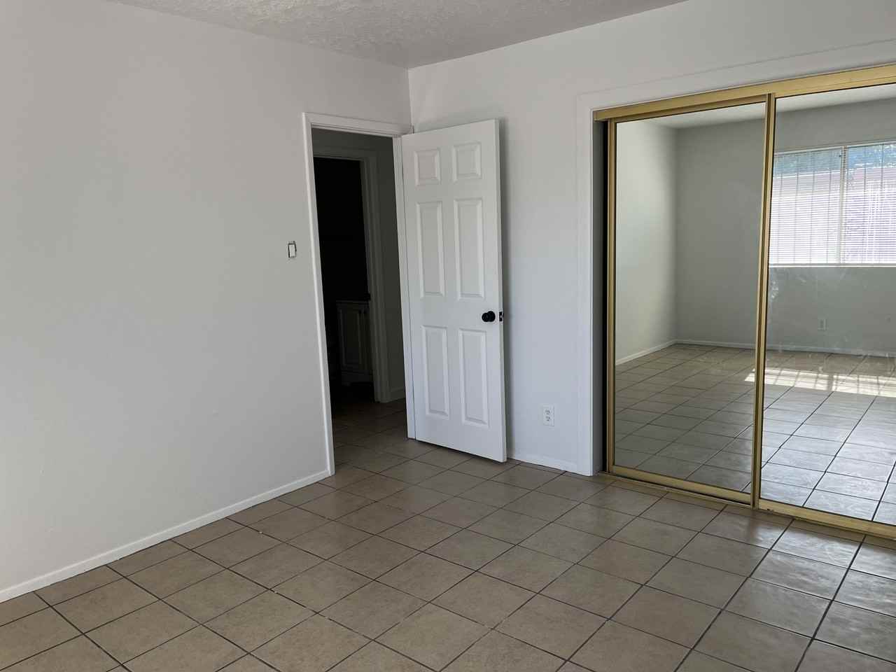 3444 Ross Ave Se - Photo 2 of 34