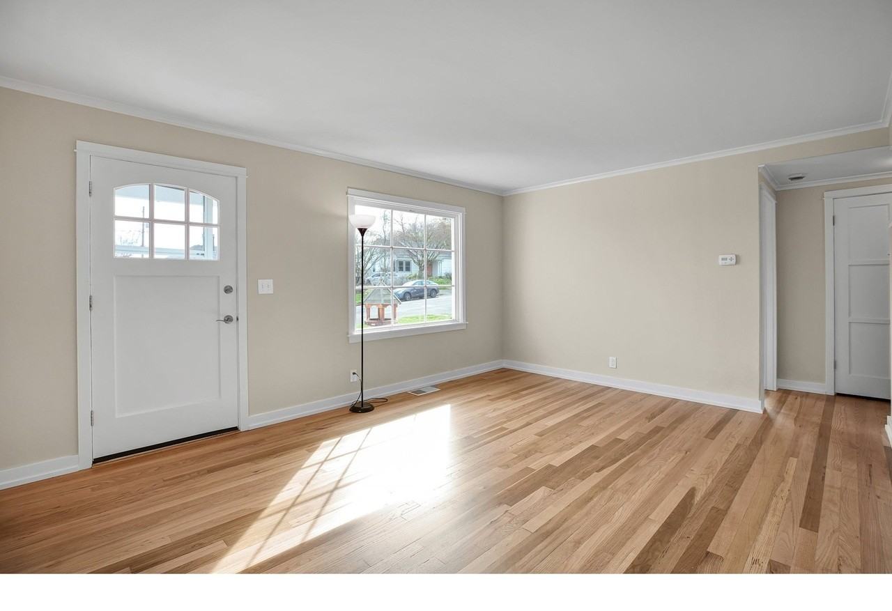 3645 Ne 116th Ave - Photo 4 of 28